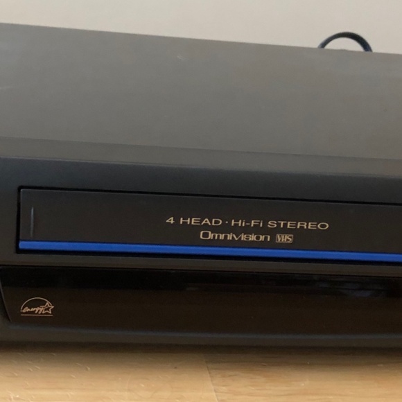 Panasonic PV-8661 Blue Line VCR VHS Player Hi-Fi Omnivision Cables  Remote Works - Picture 5 of 10